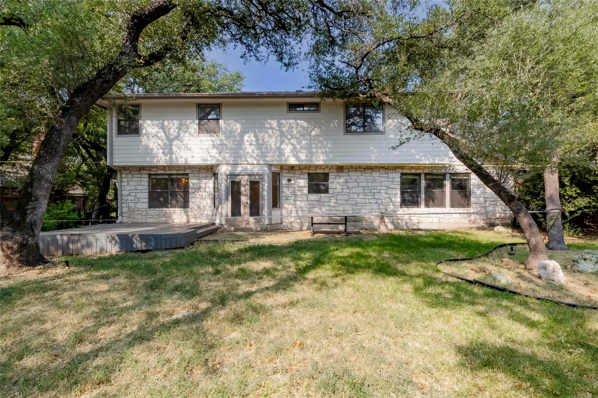 10905 Wintergreen Hl Property Photo 33