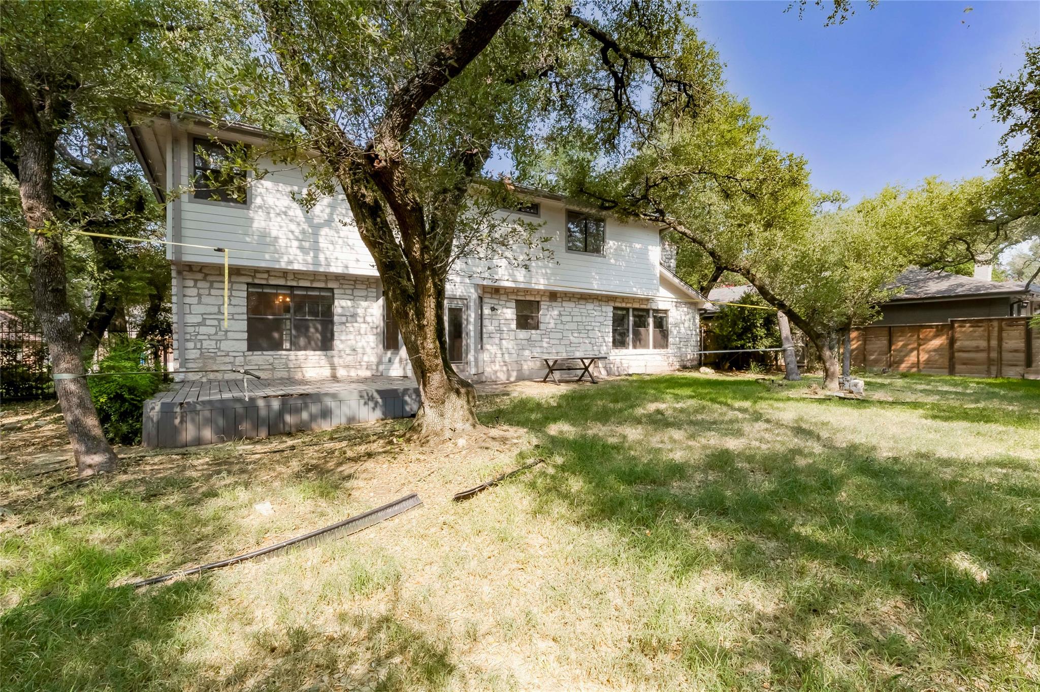 10905 Wintergreen Hl Property Photo 34