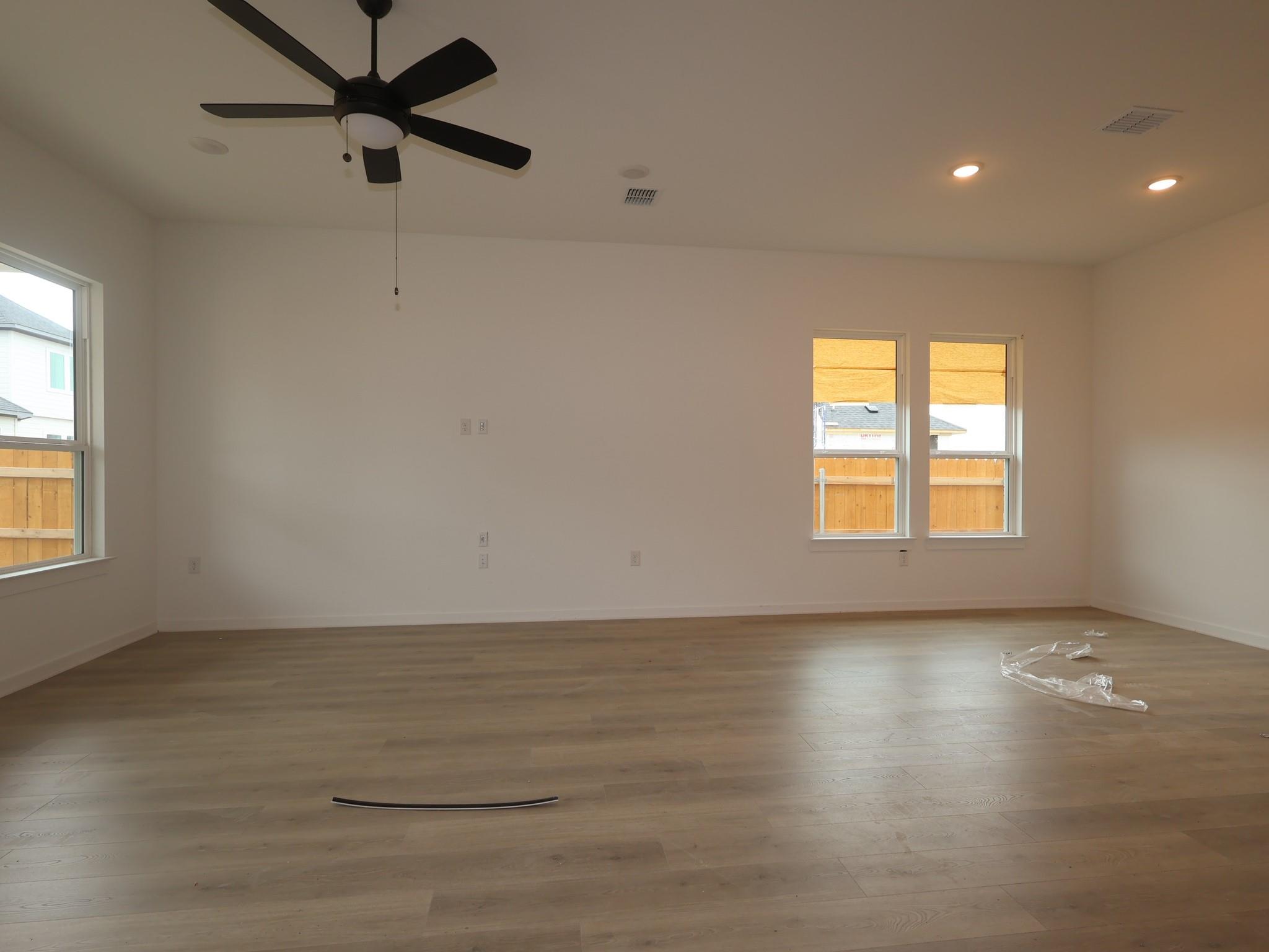 13211 Keefer Dr Property Photo 5