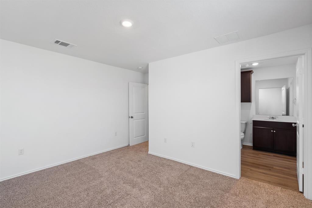 12216 Scarlet Sleeve Way Property Photo 17