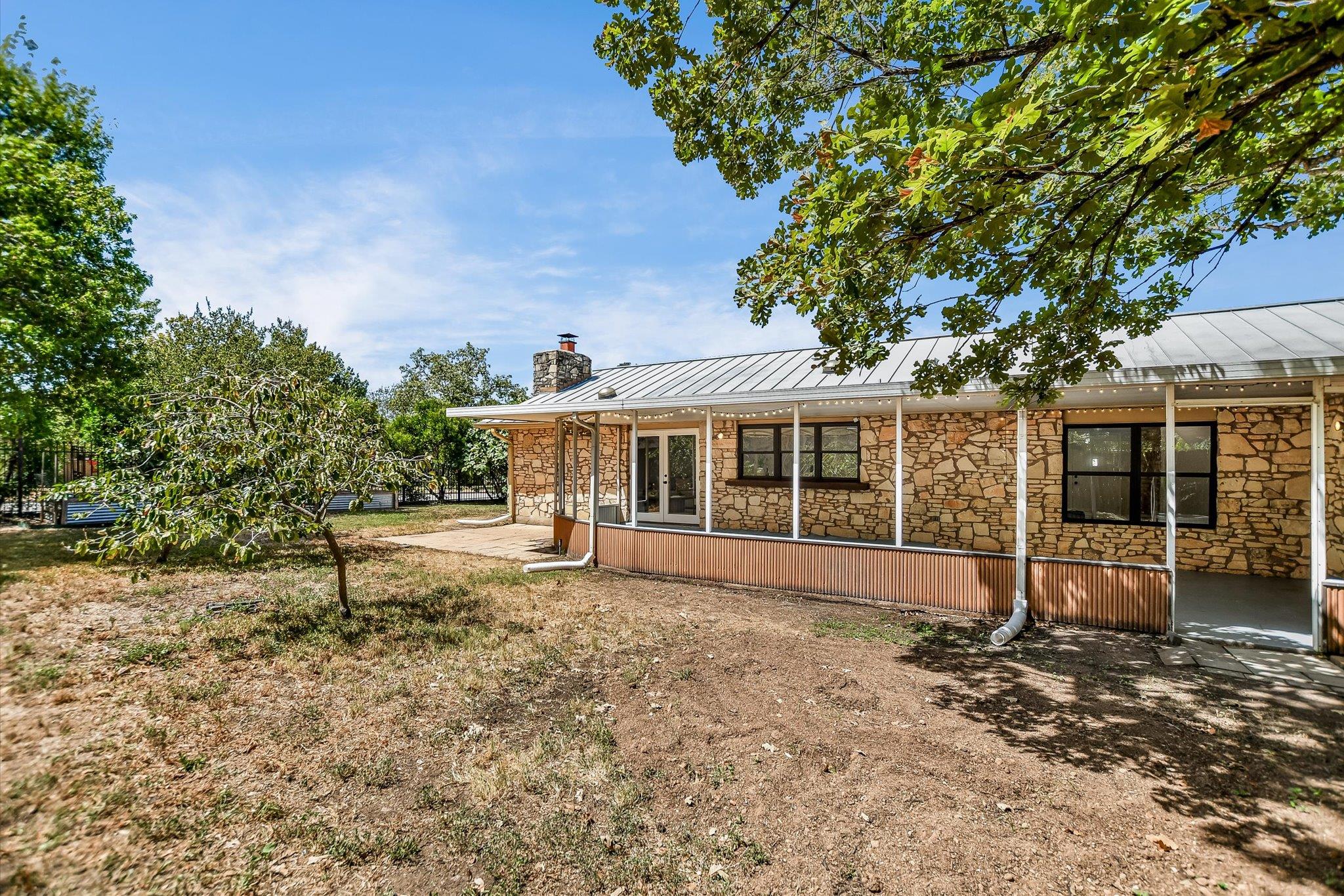 11501 Buckingham Rd Property Photo 36