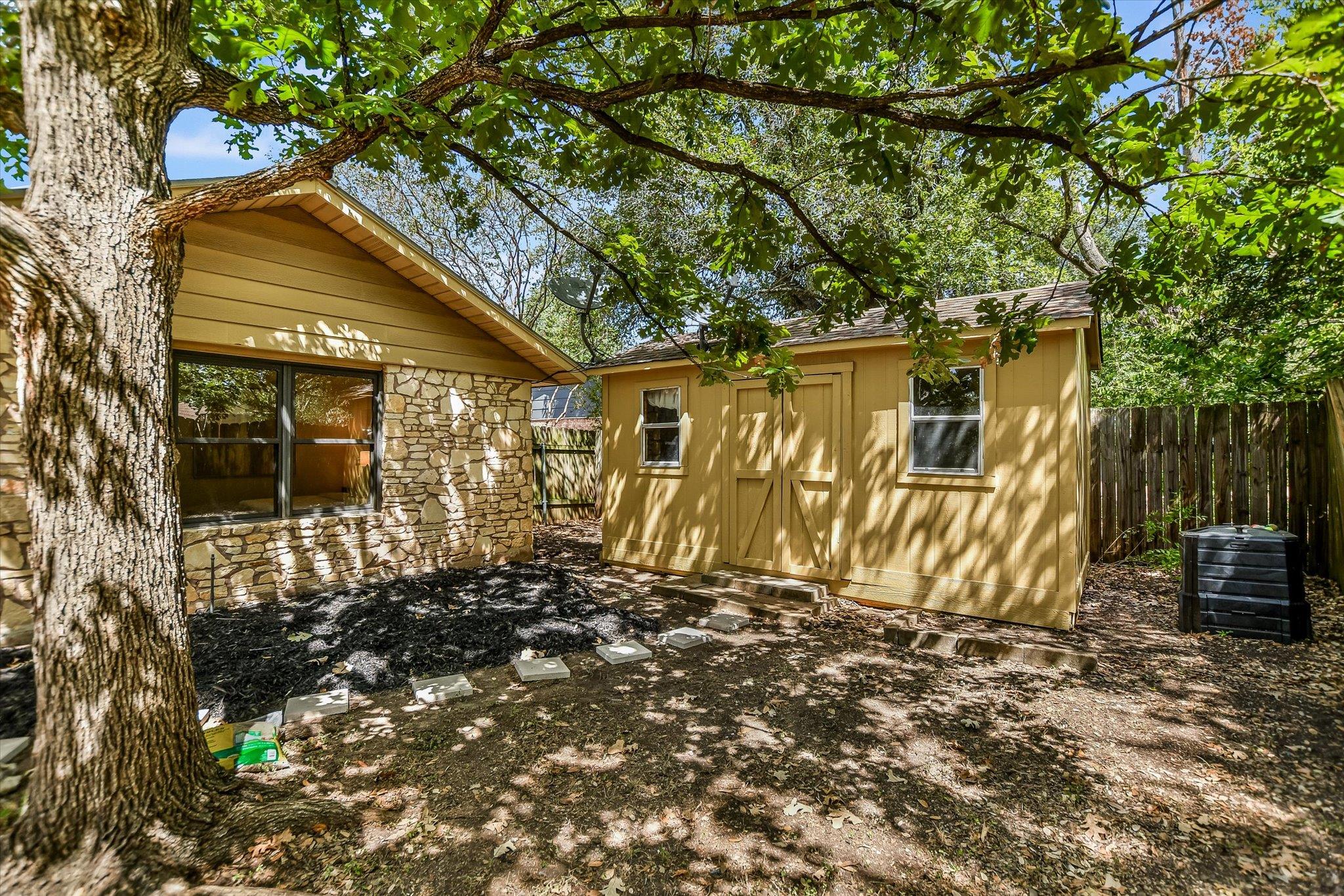 11501 Buckingham Rd Property Photo 37
