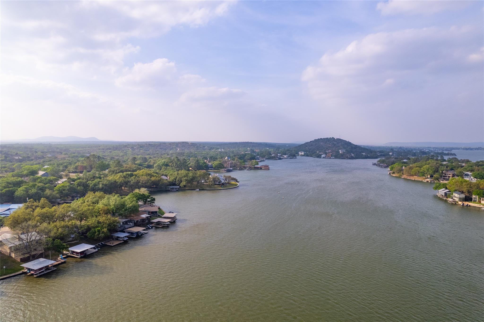 705 Sandy Mountain Dr Property Photo 3