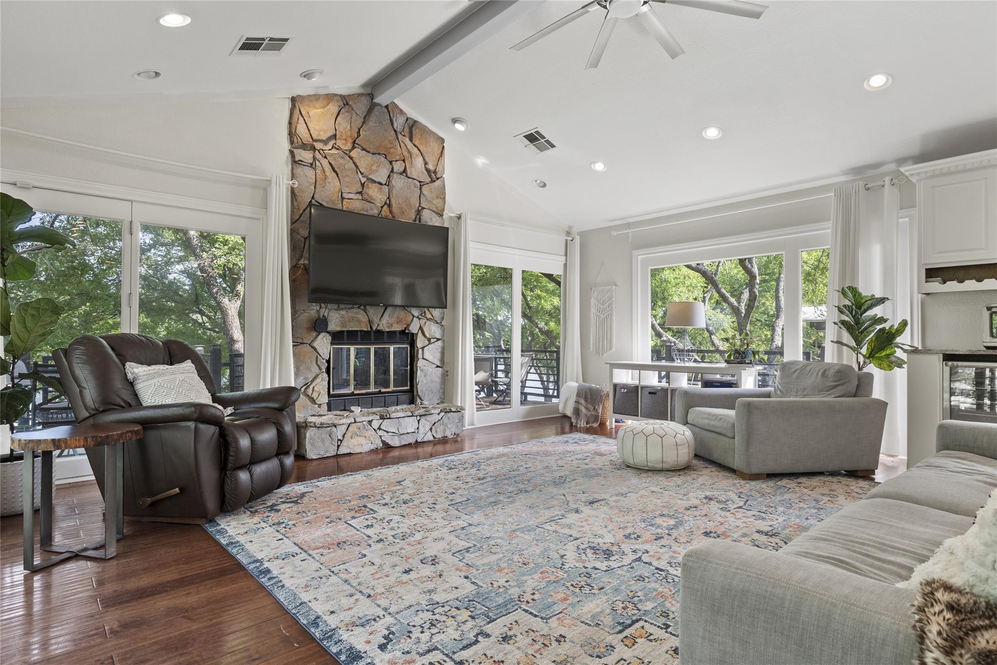 705 Sandy Mountain Dr Property Photo 9