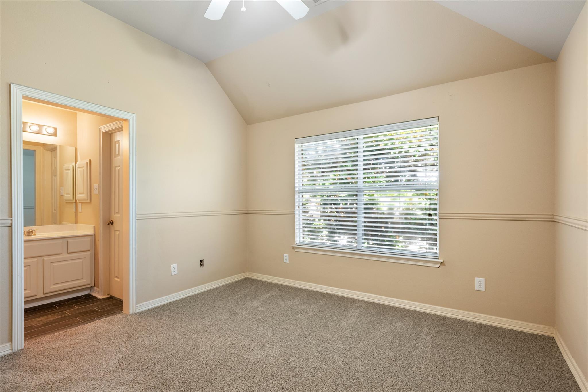2238 Fernspring Dr Property Photo 31
