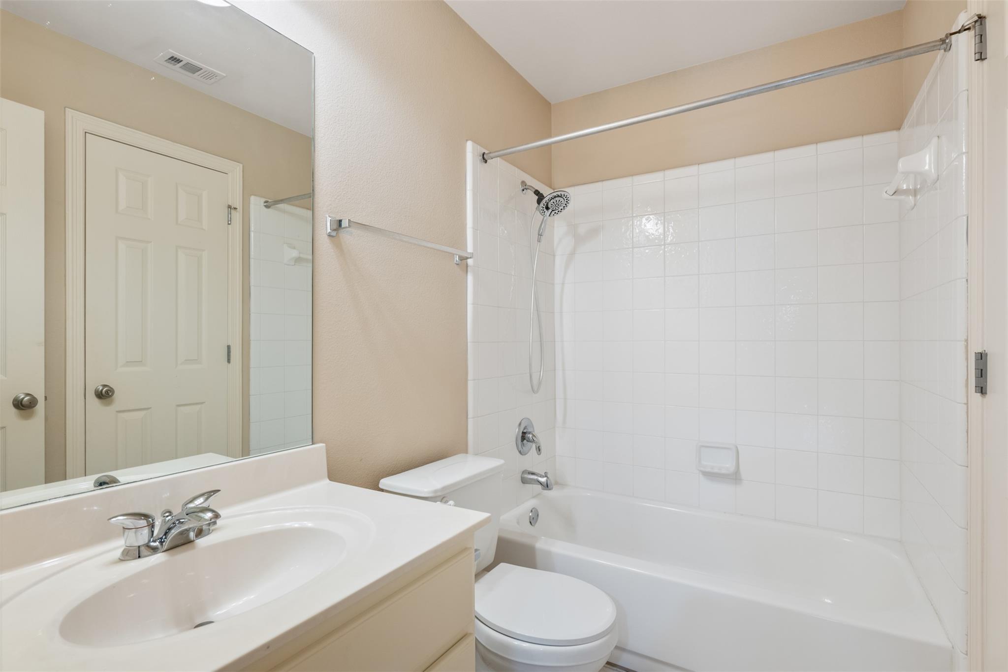 2238 Fernspring Dr Property Photo 32