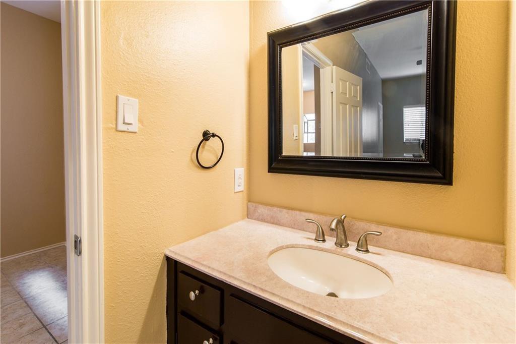 3206 King St 208 Property Photo 3