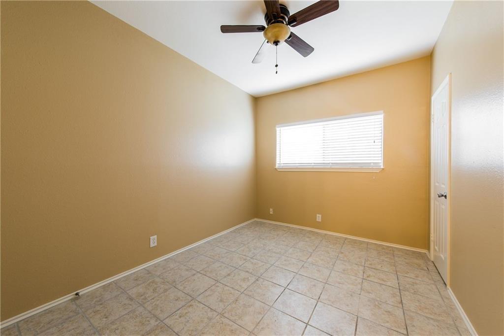 3206 King St 208 Property Photo 4