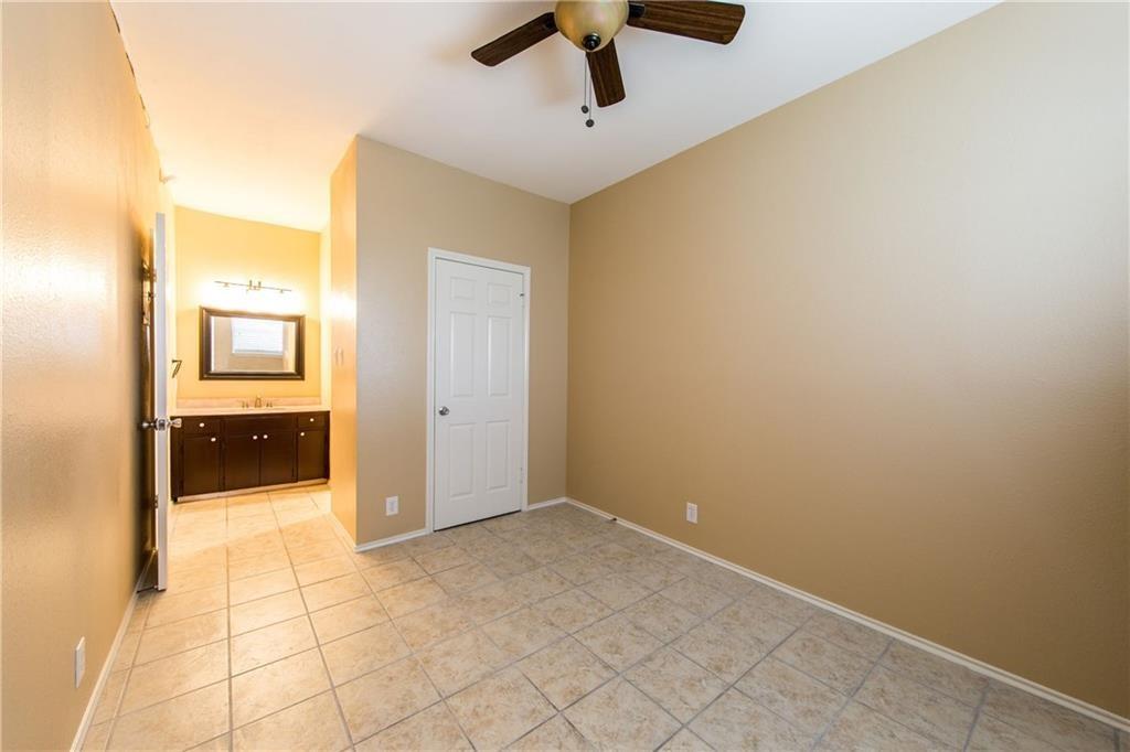 3206 King St 208 Property Photo 5