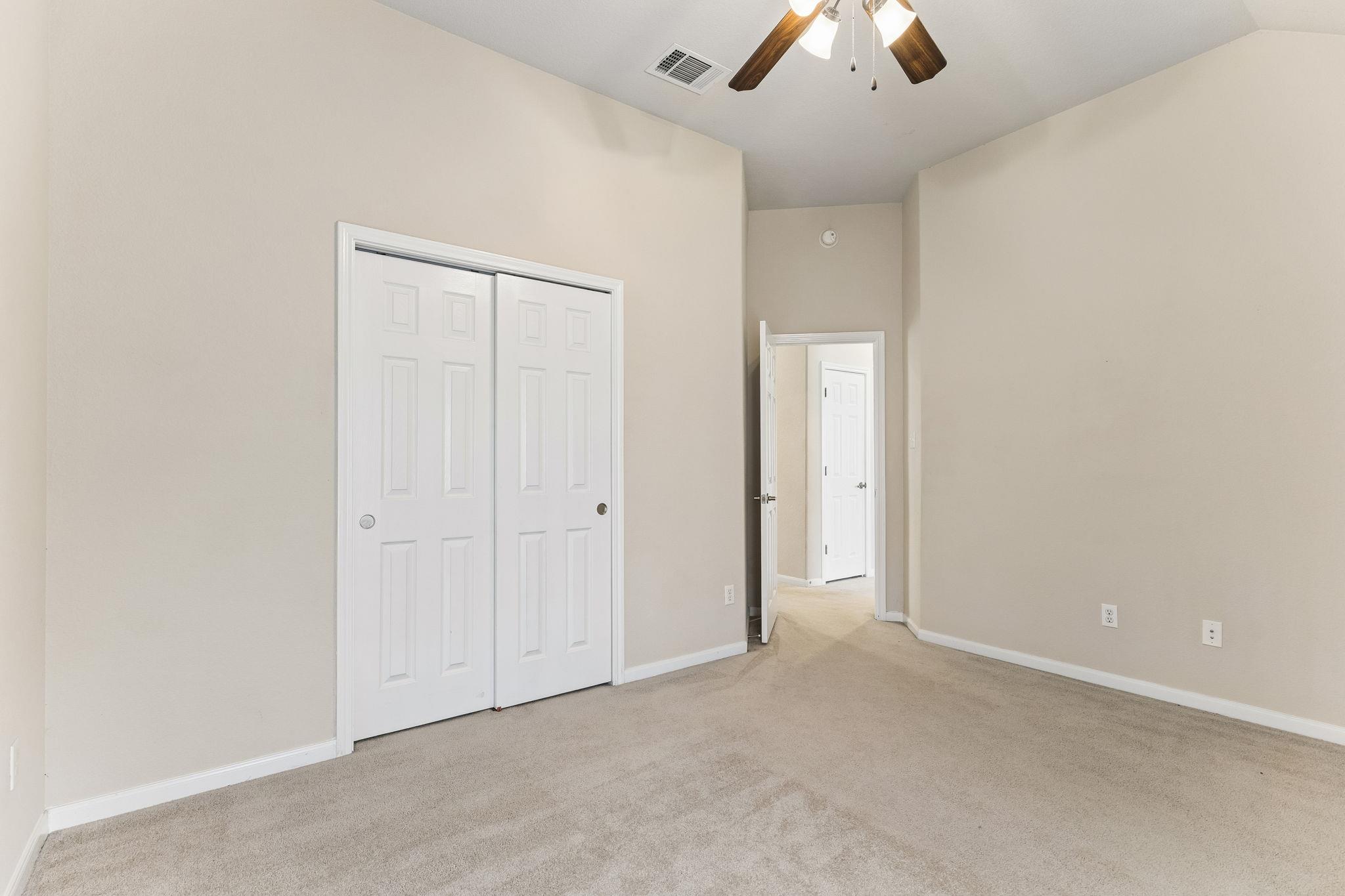 1703 Oakland Dr Property Photo 28