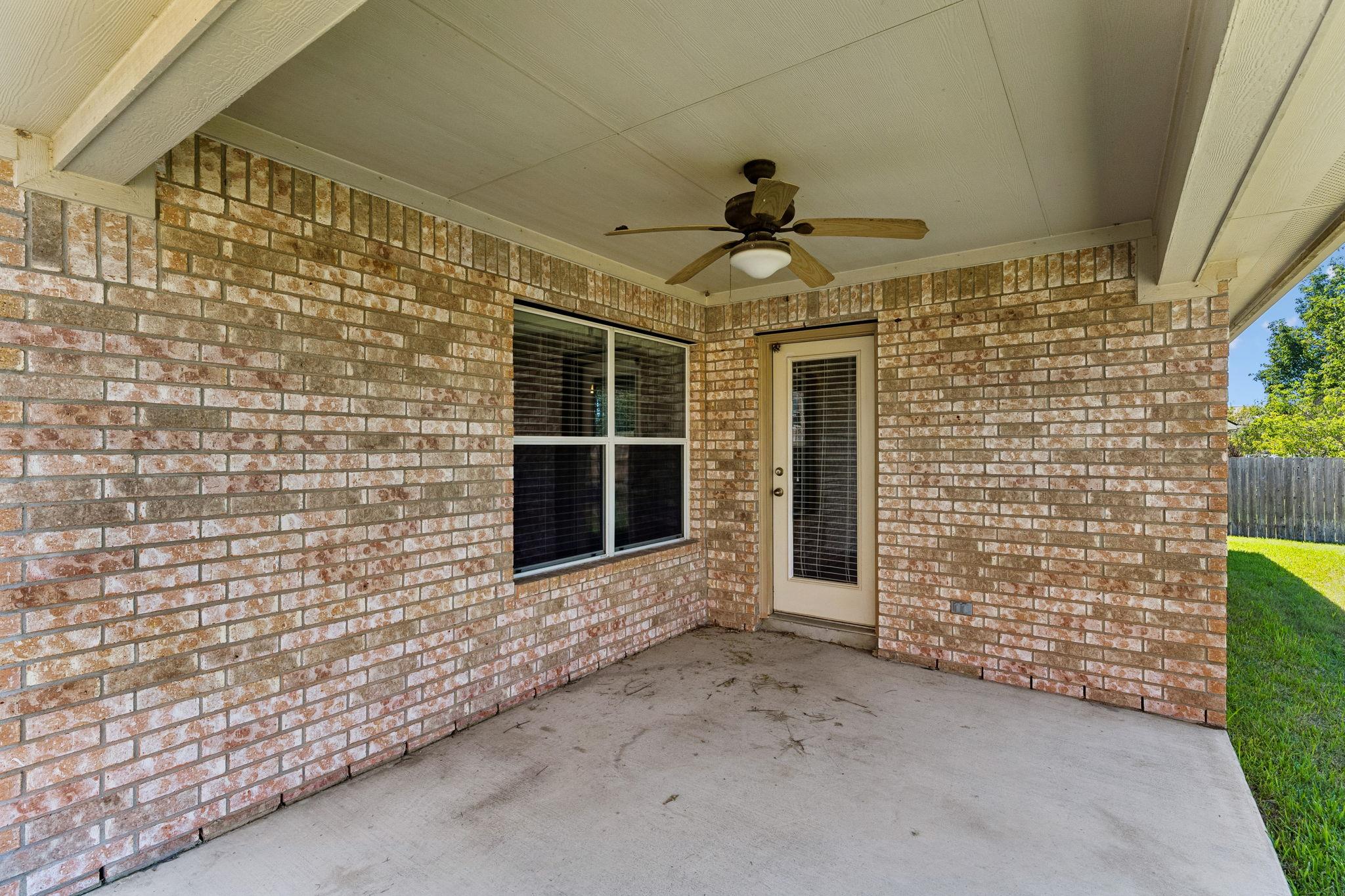 1703 Oakland Dr Property Photo 34