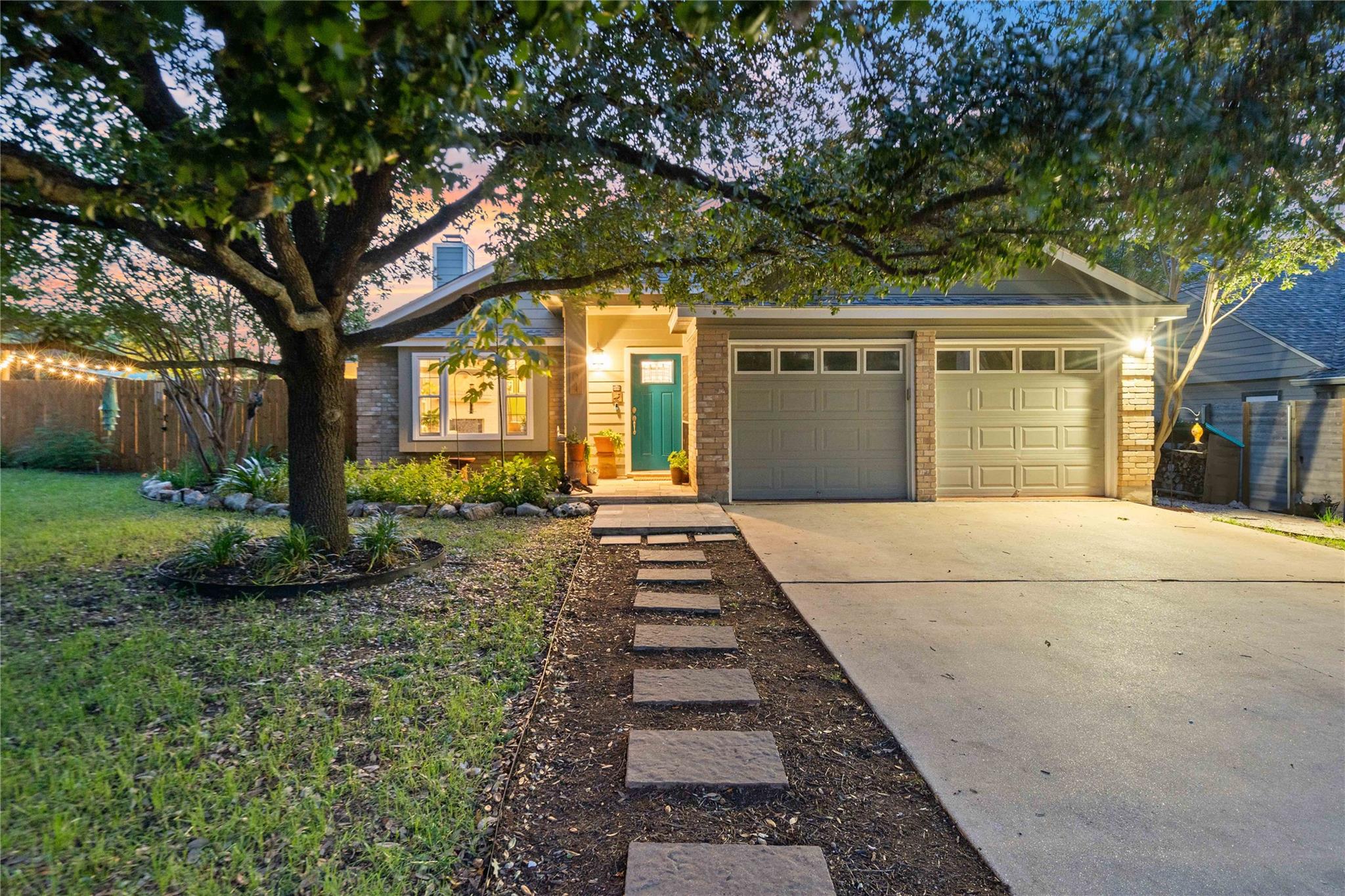8304 Avocet Dr Property Photo 1