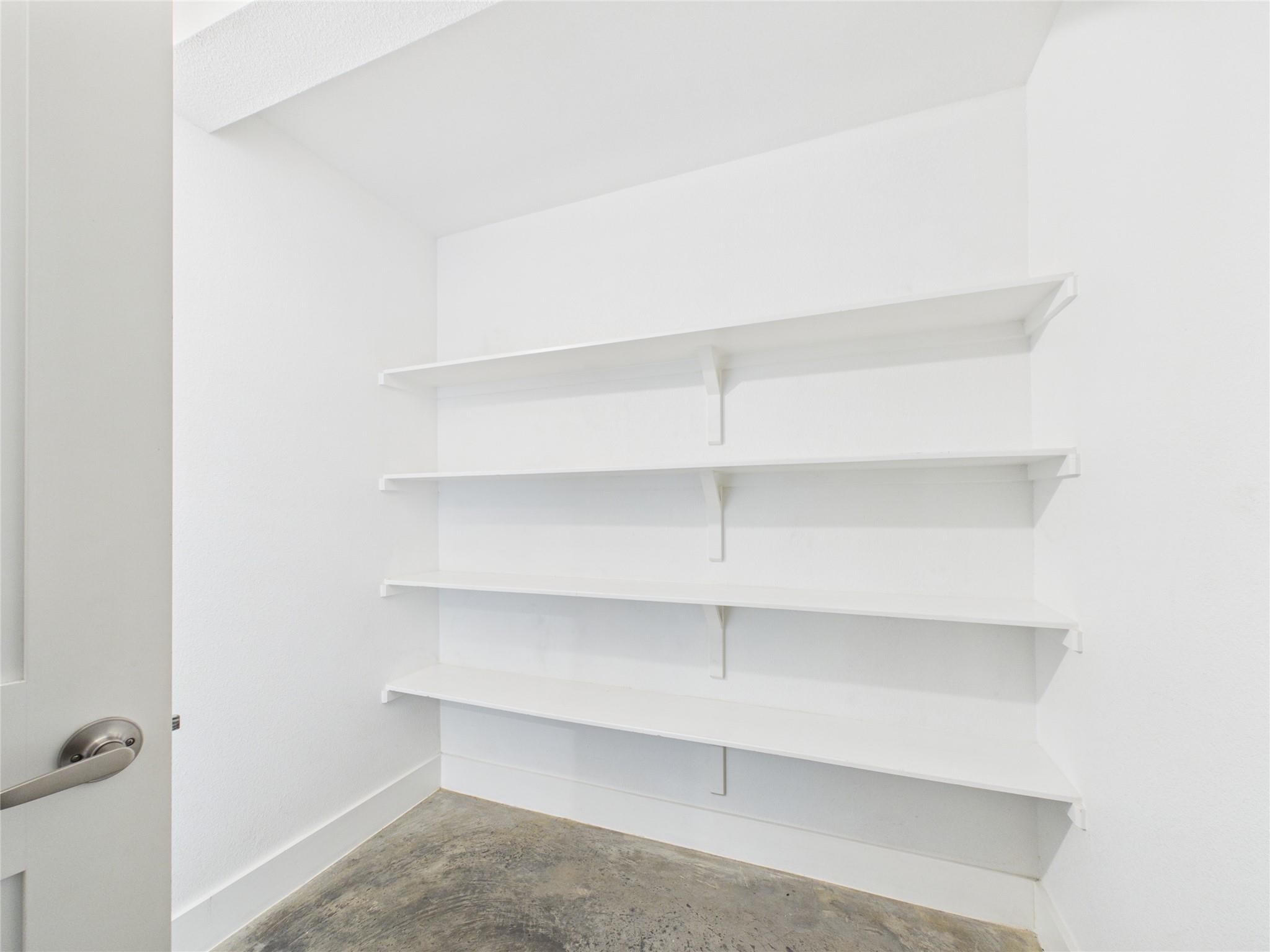 6204 Langham St #b Property Photo 10