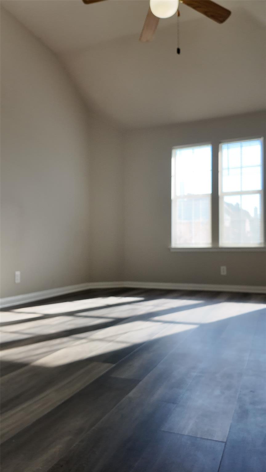 14026 Lampting Dr Property Photo 3