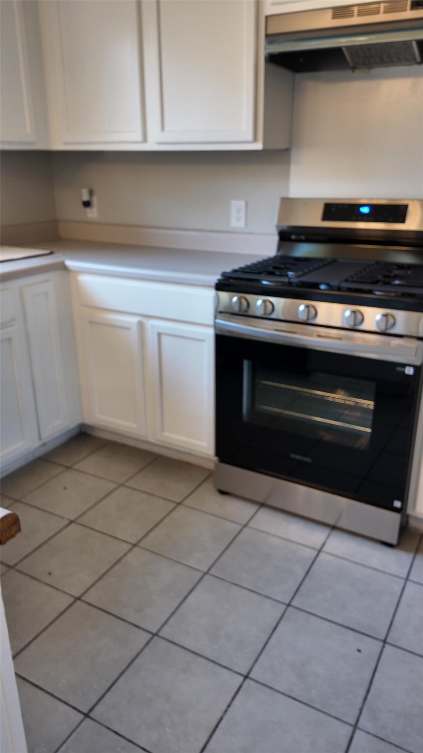 14026 Lampting Dr Property Photo 11