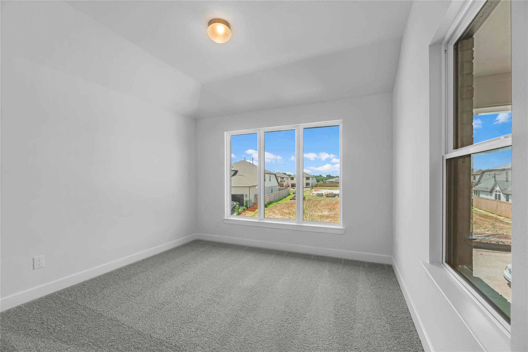 8124 Royal Mint Cv Property Photo 20