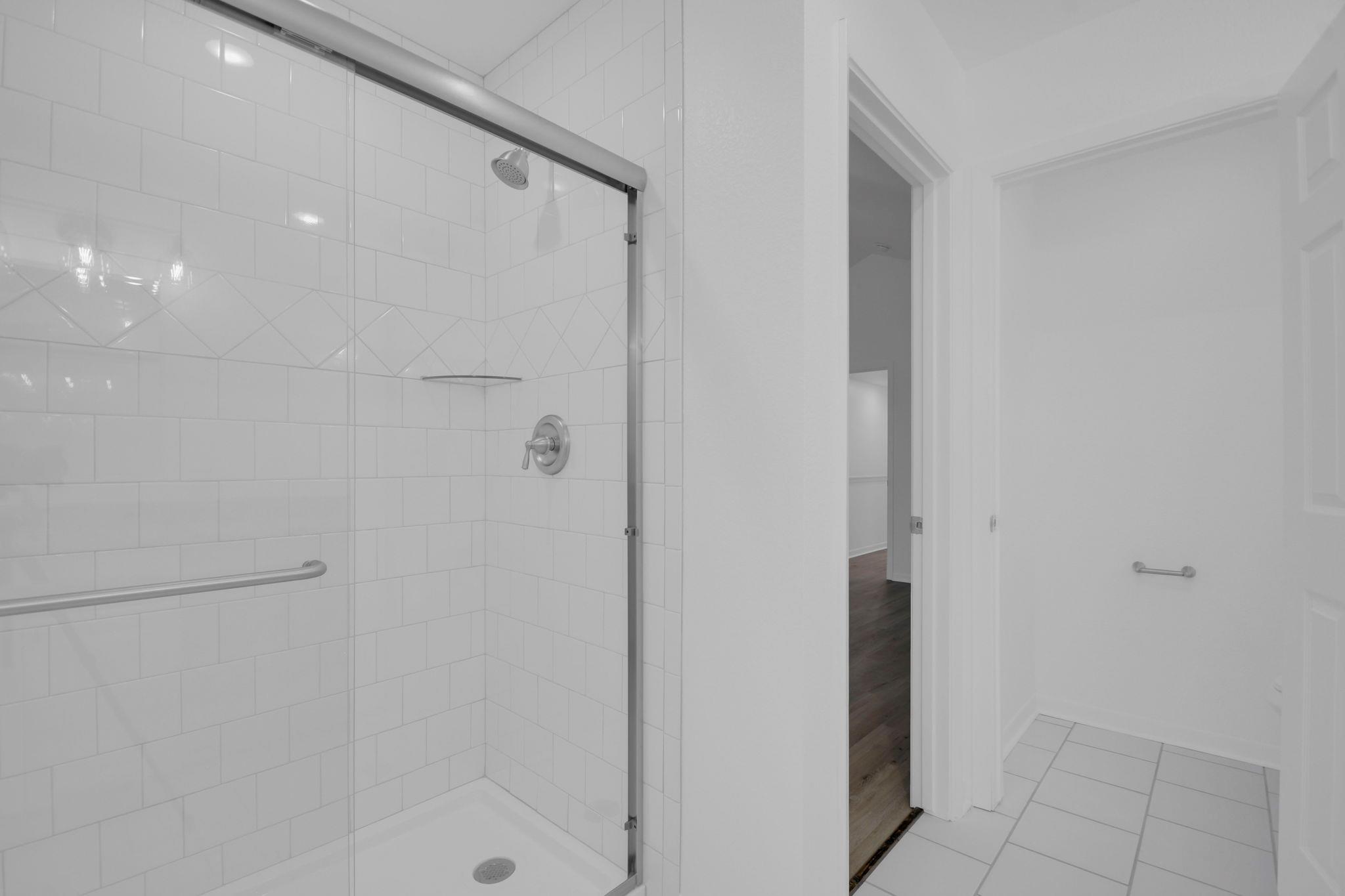 1004 E Fannin St Property Photo 14