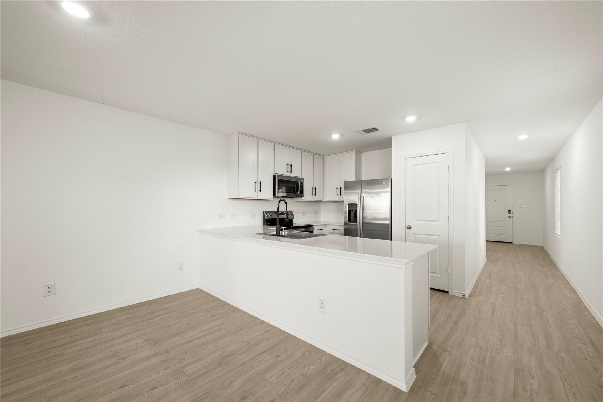 408 Texas Angel Way Property Photo 6