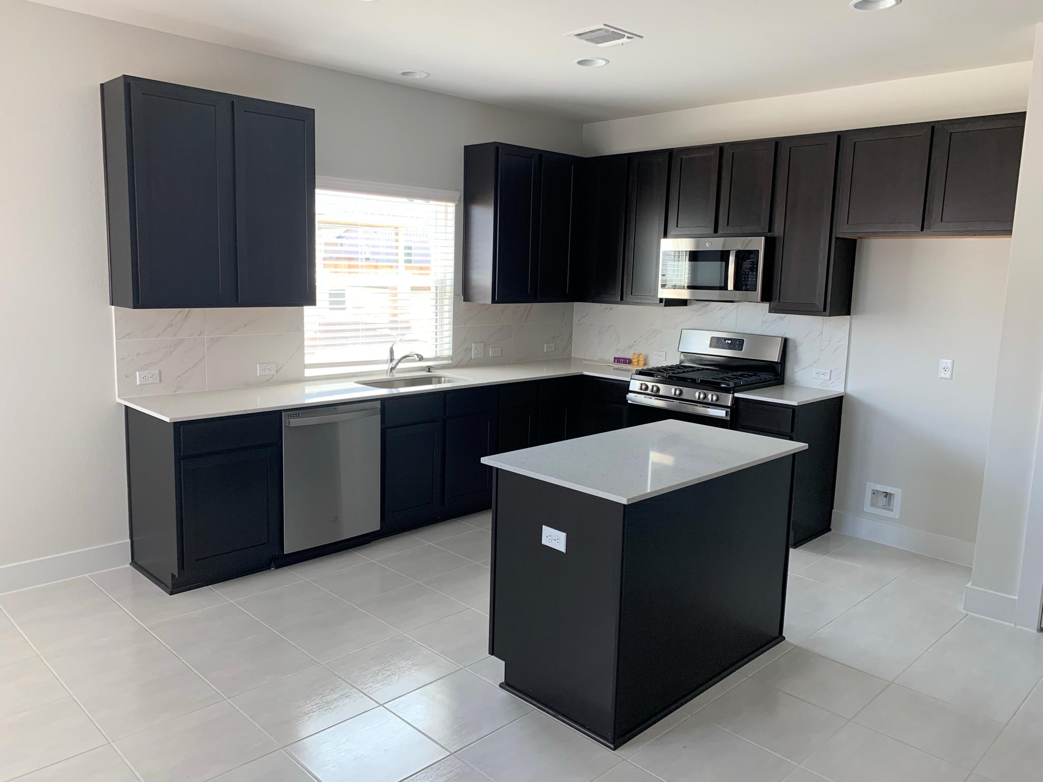8601 Looksee None W Property Photo 12