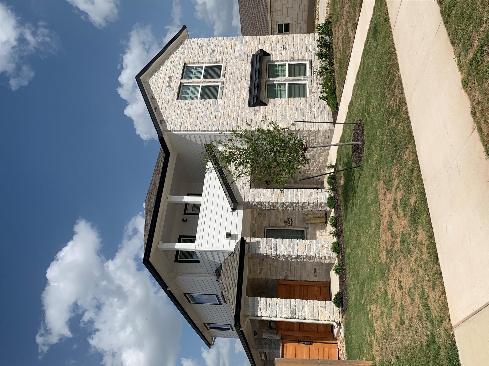 8601 Looksee None W Property Photo 24