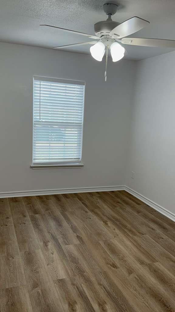 14205 Prairie Sod Ln Property Photo 23