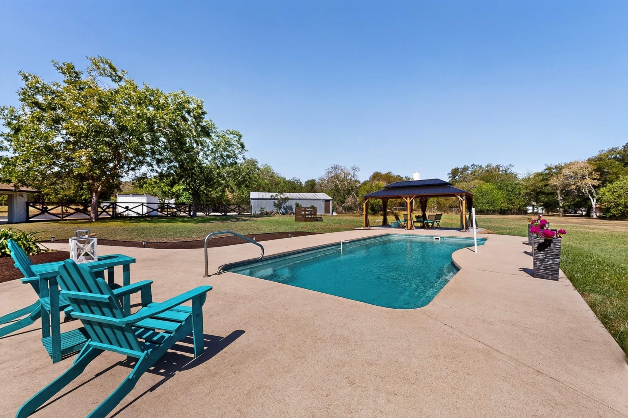 504 Buckaroo Trl Property Photo 3