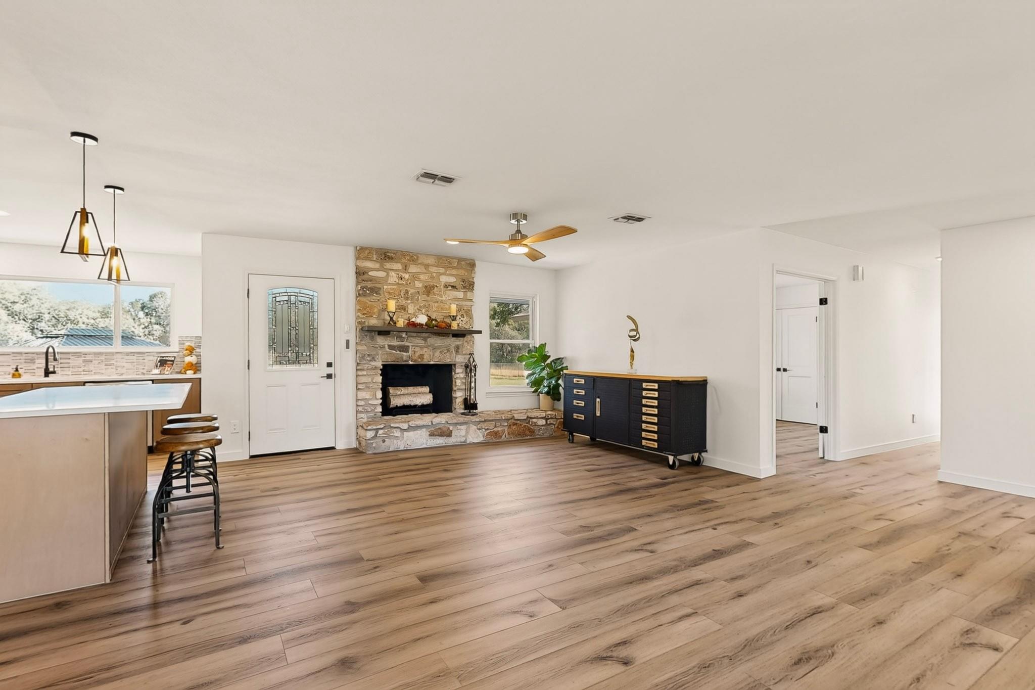 504 Buckaroo Trl Property Photo 6