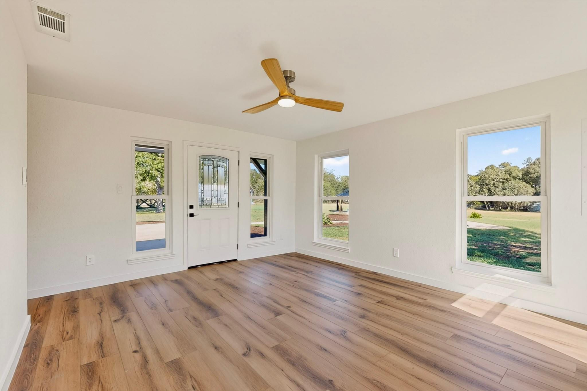 504 Buckaroo Trl Property Photo 25