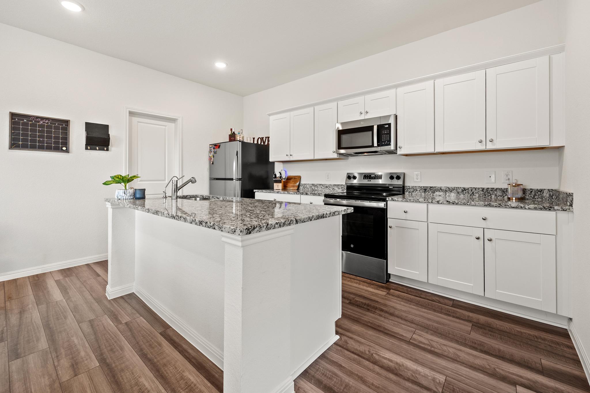 456 Thistle Ln Property Photo 7