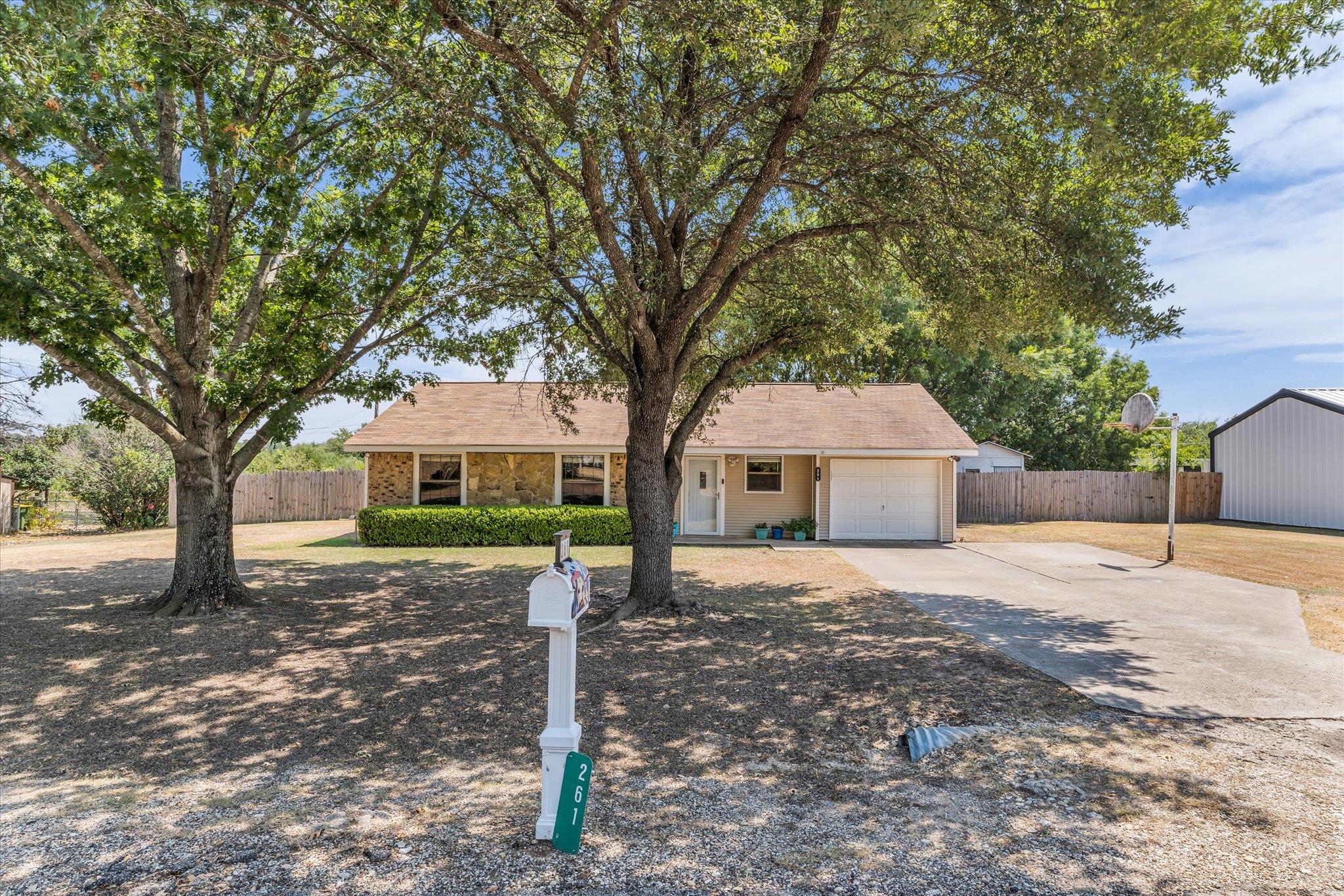 261 Oakview Cir Property Photo 29