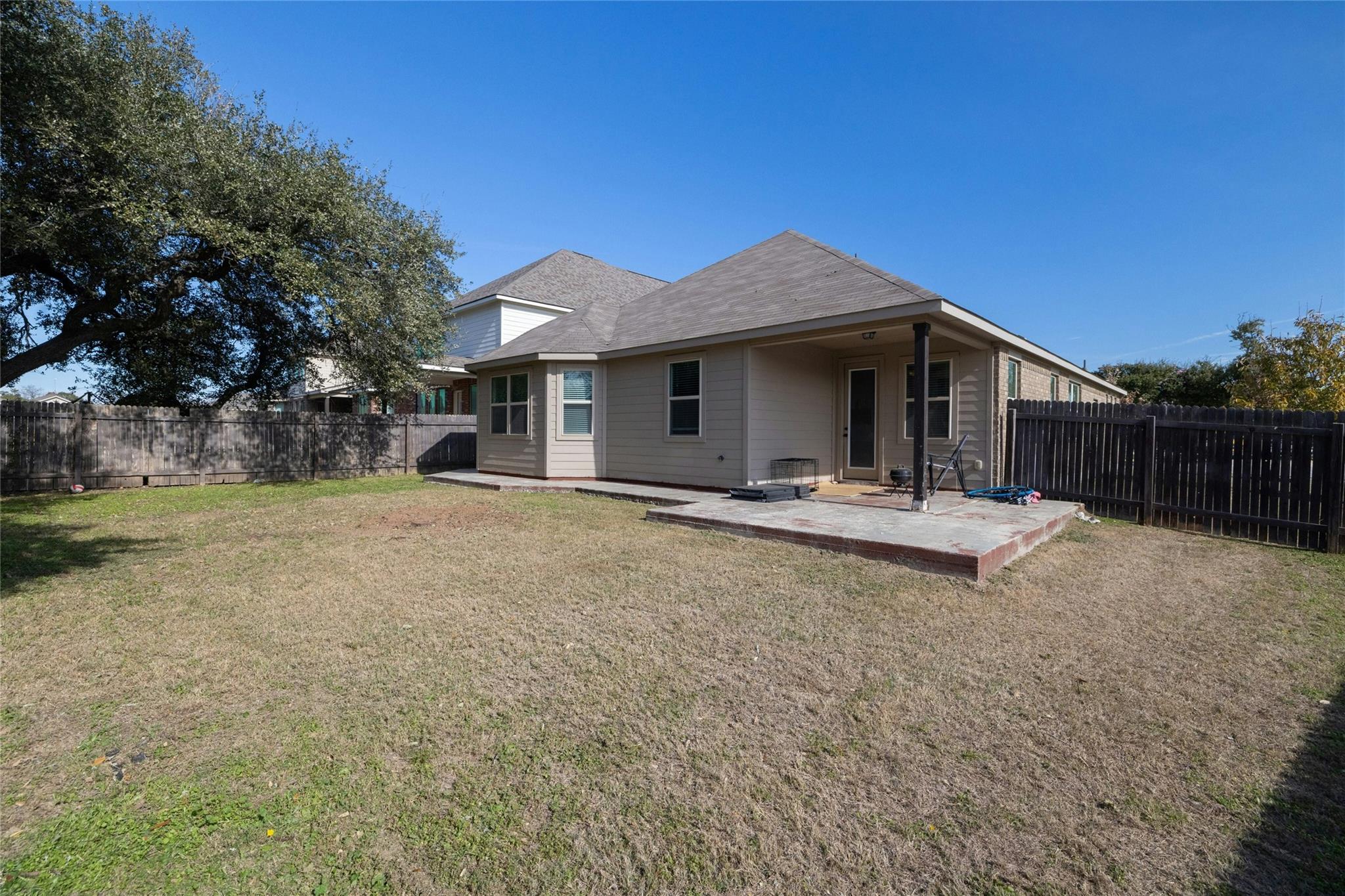 1721 Erie Dr Property Photo 26