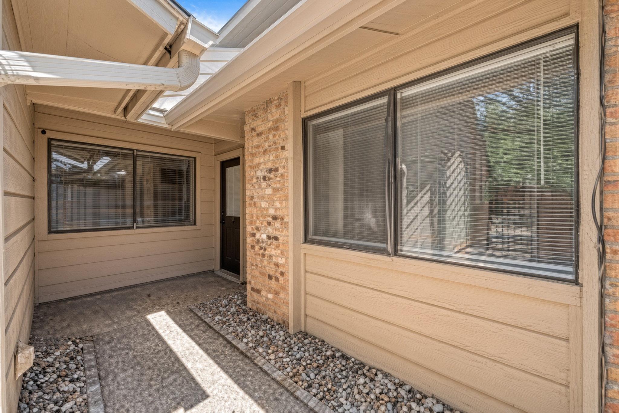 7205 Waldon Dr #n208 Property Photo 2