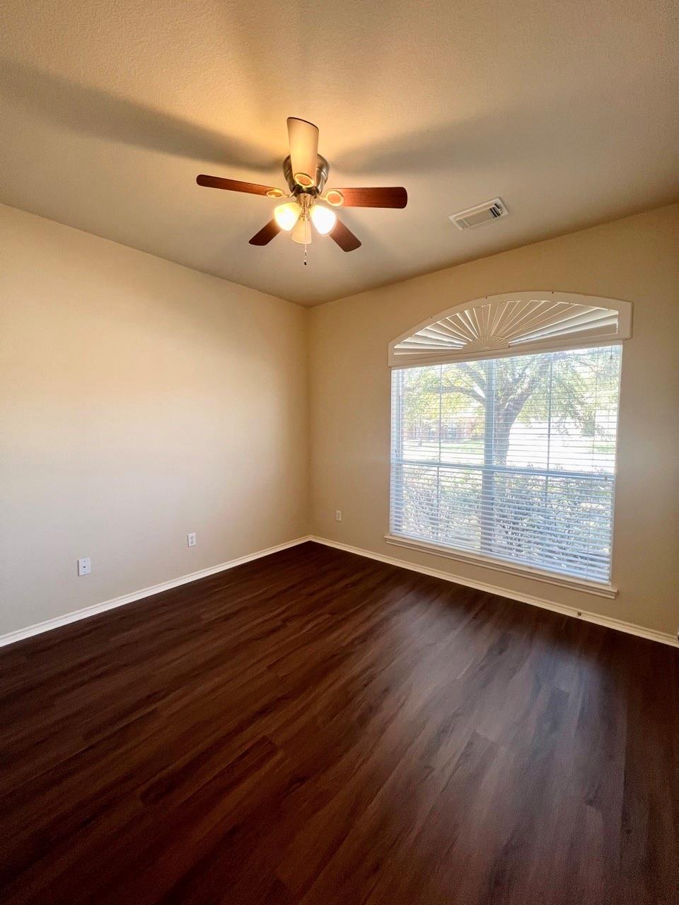 11609 Larch Valley Dr Property Photo 4