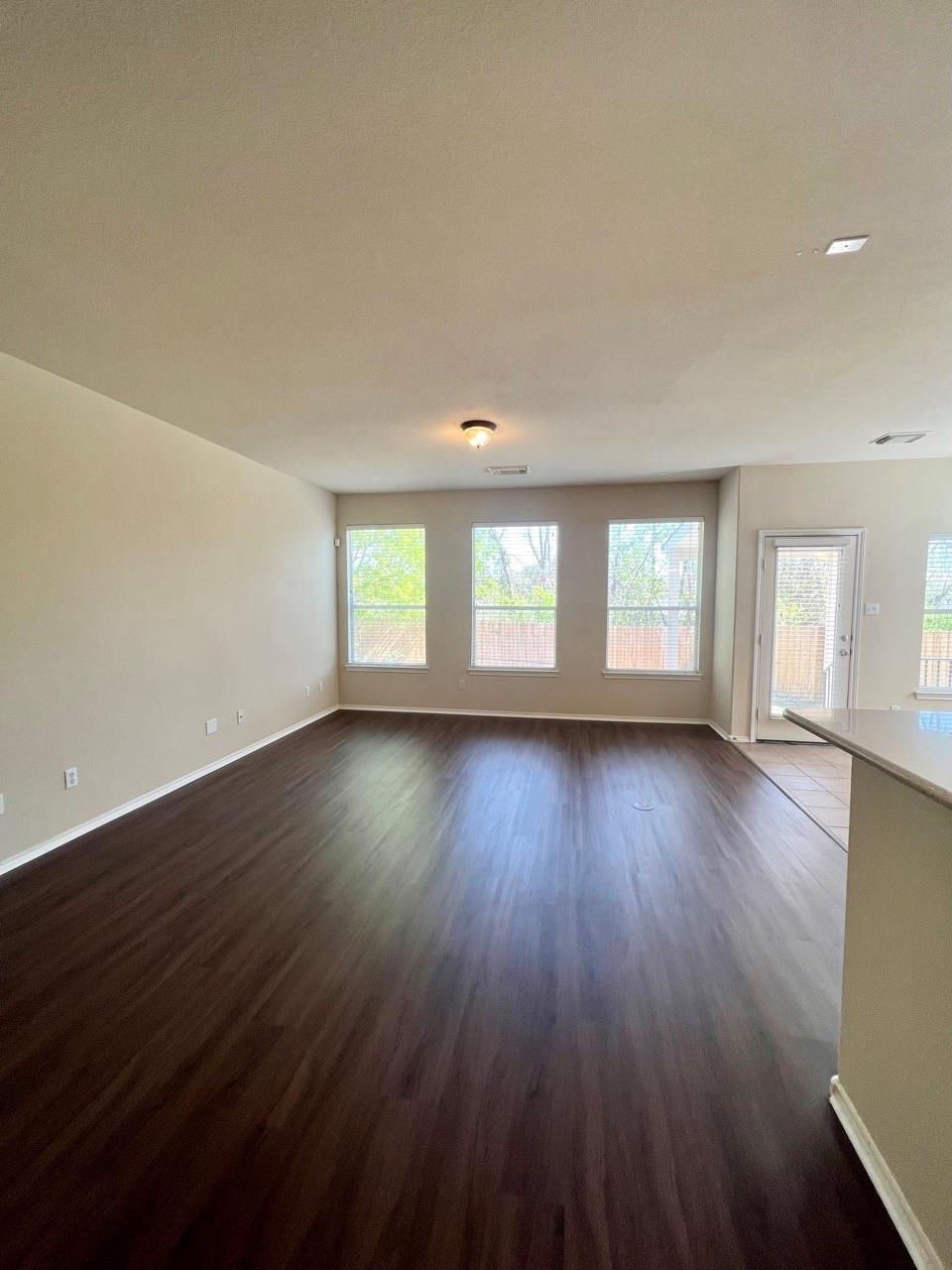 11609 Larch Valley Dr Property Photo 8