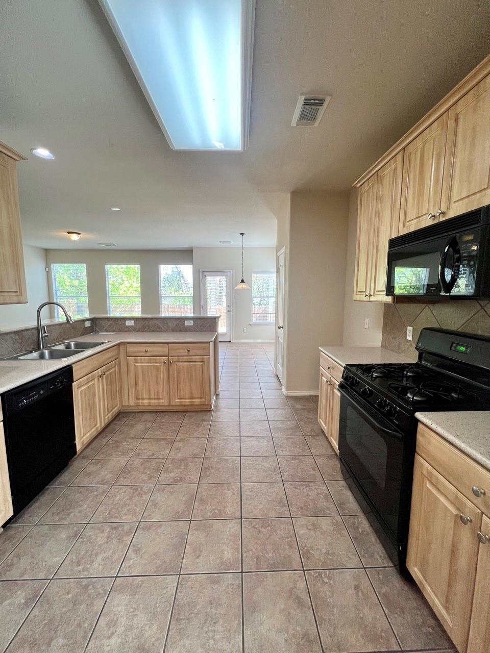 11609 Larch Valley Dr Property Photo 9