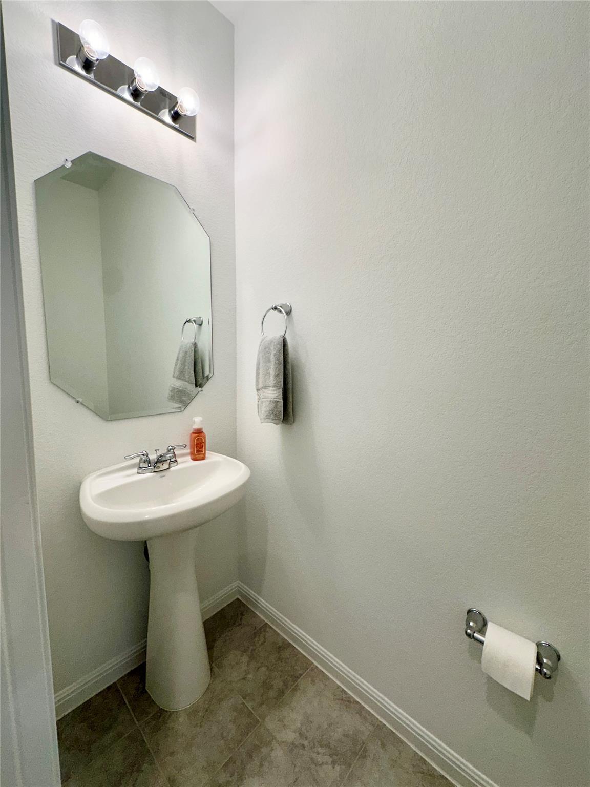 2009 Winston Way Property Photo 9