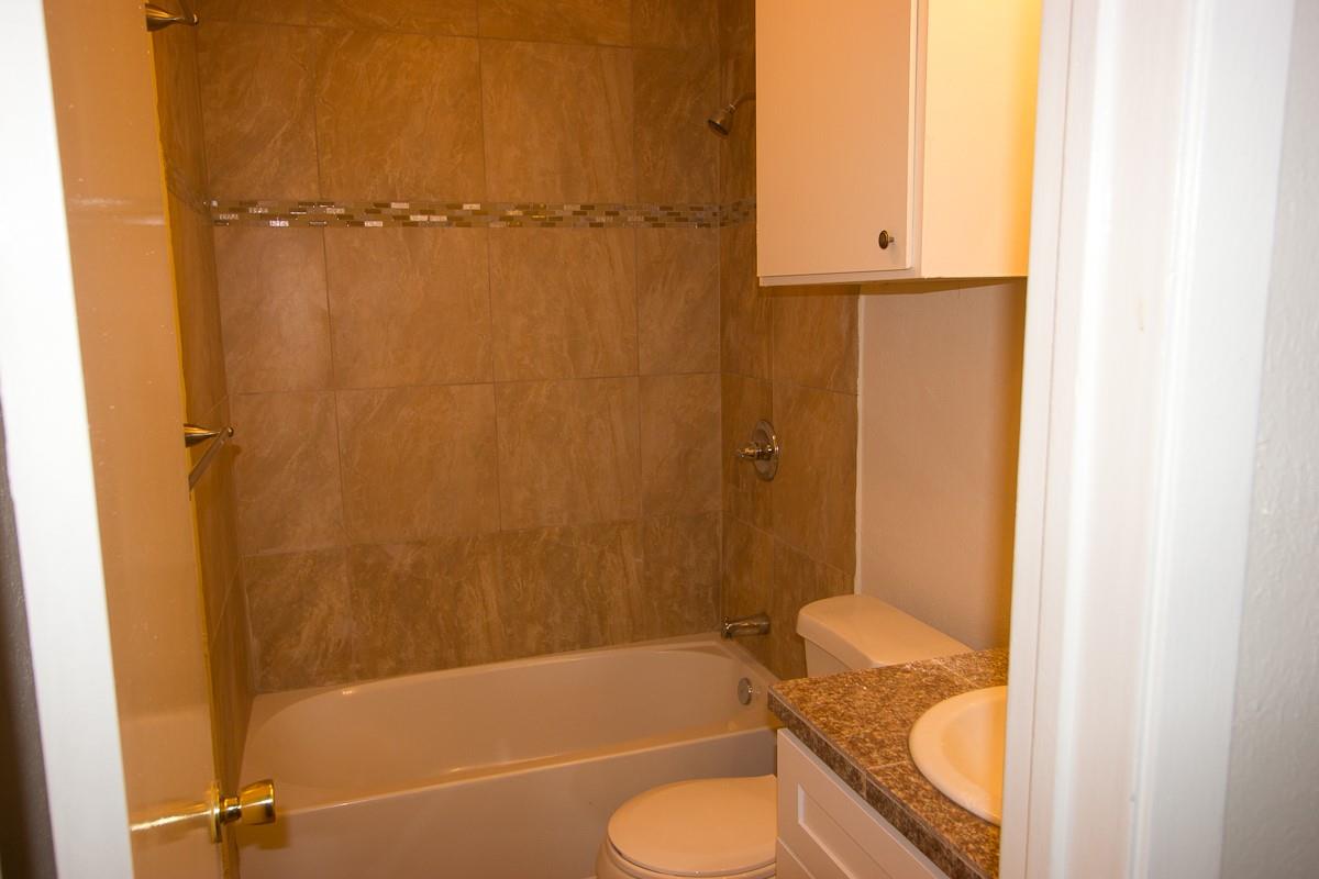 6110 Wing Feather Dr Property Photo 9