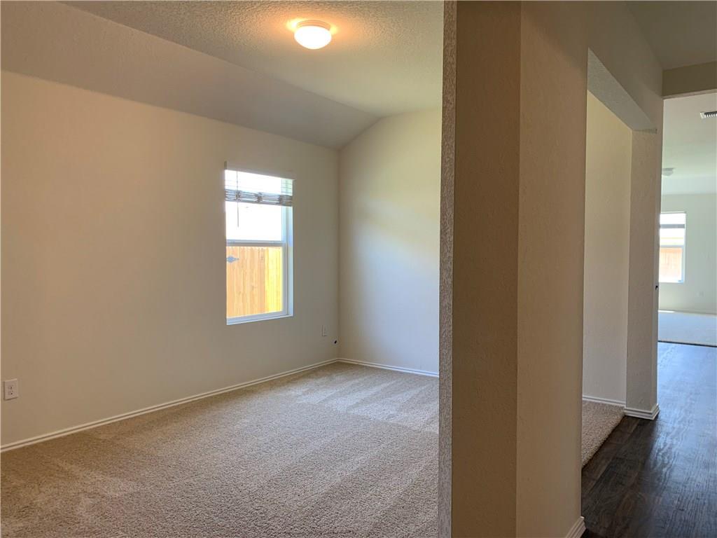 15109 Custis Ln Property Photo 5