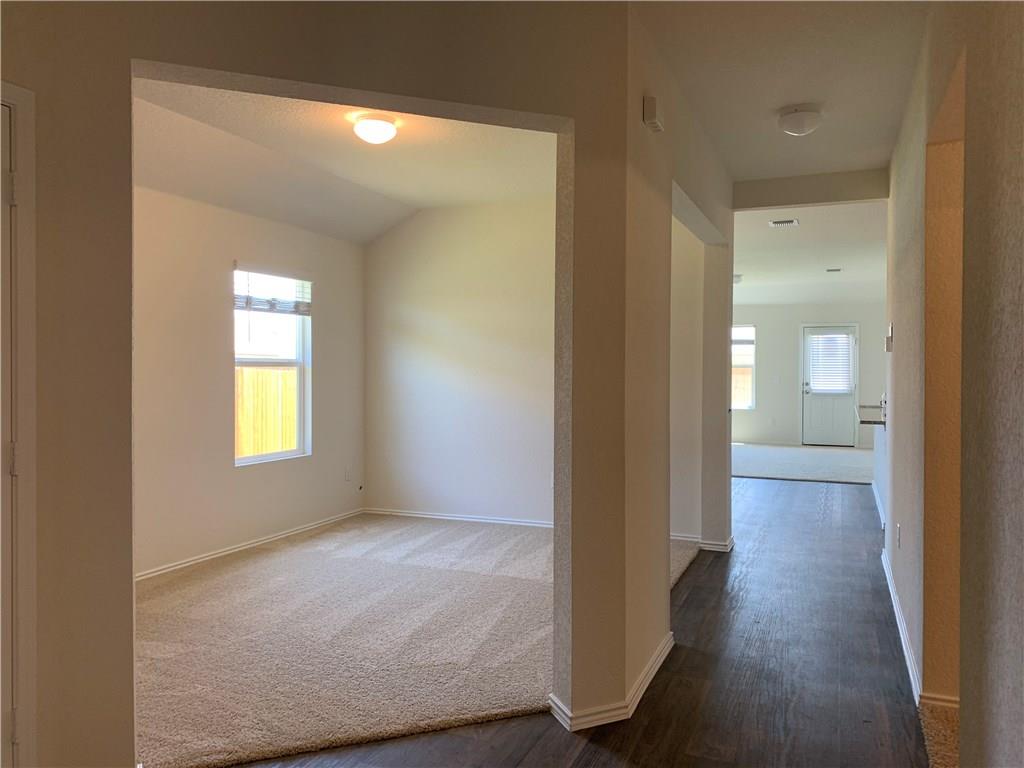 15109 Custis Ln Property Photo 7