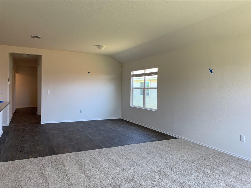 15109 Custis Ln Property Photo 9