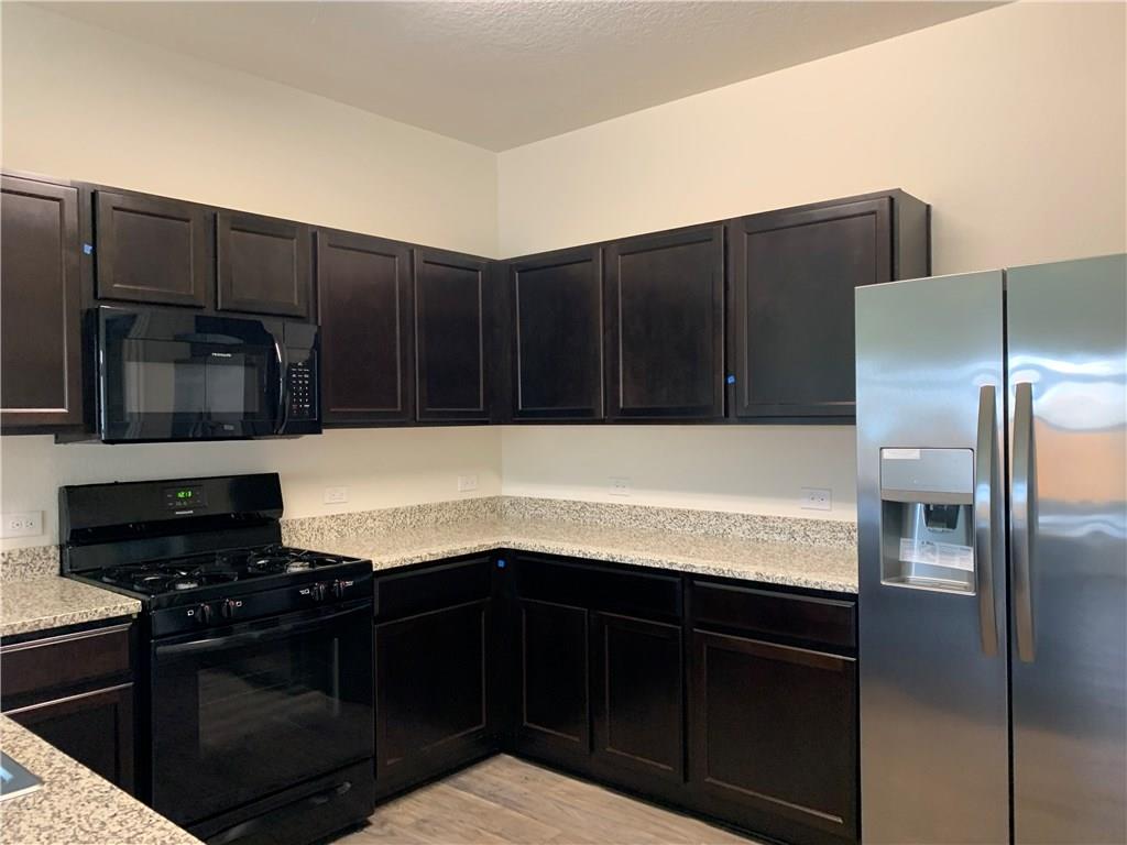 15109 Custis Ln Property Photo 10
