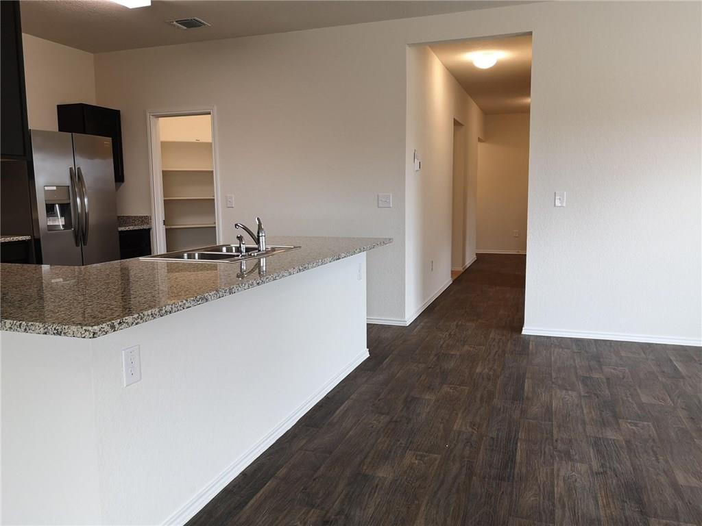 15109 Custis Ln Property Photo 14