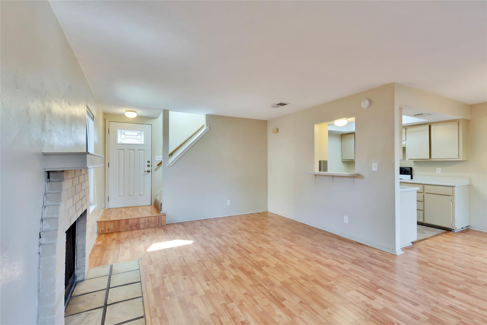8806 Springmail Cir #a Property Photo 3