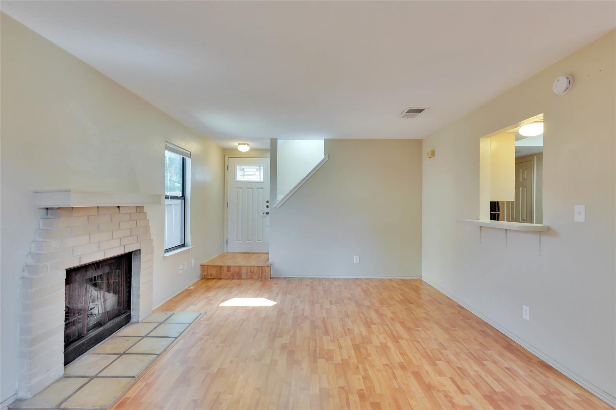 8806 Springmail Cir #a Property Photo 4