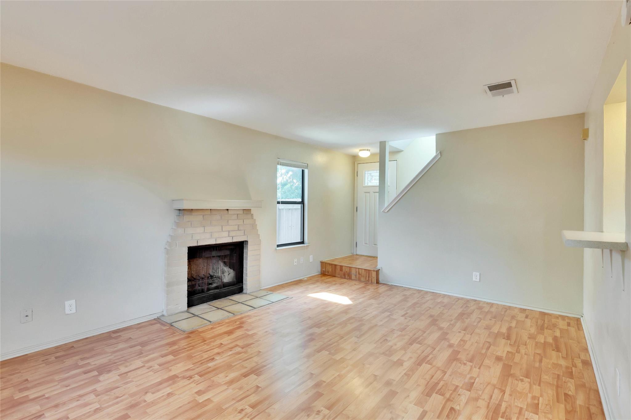 8806 Springmail Cir #a Property Photo 5