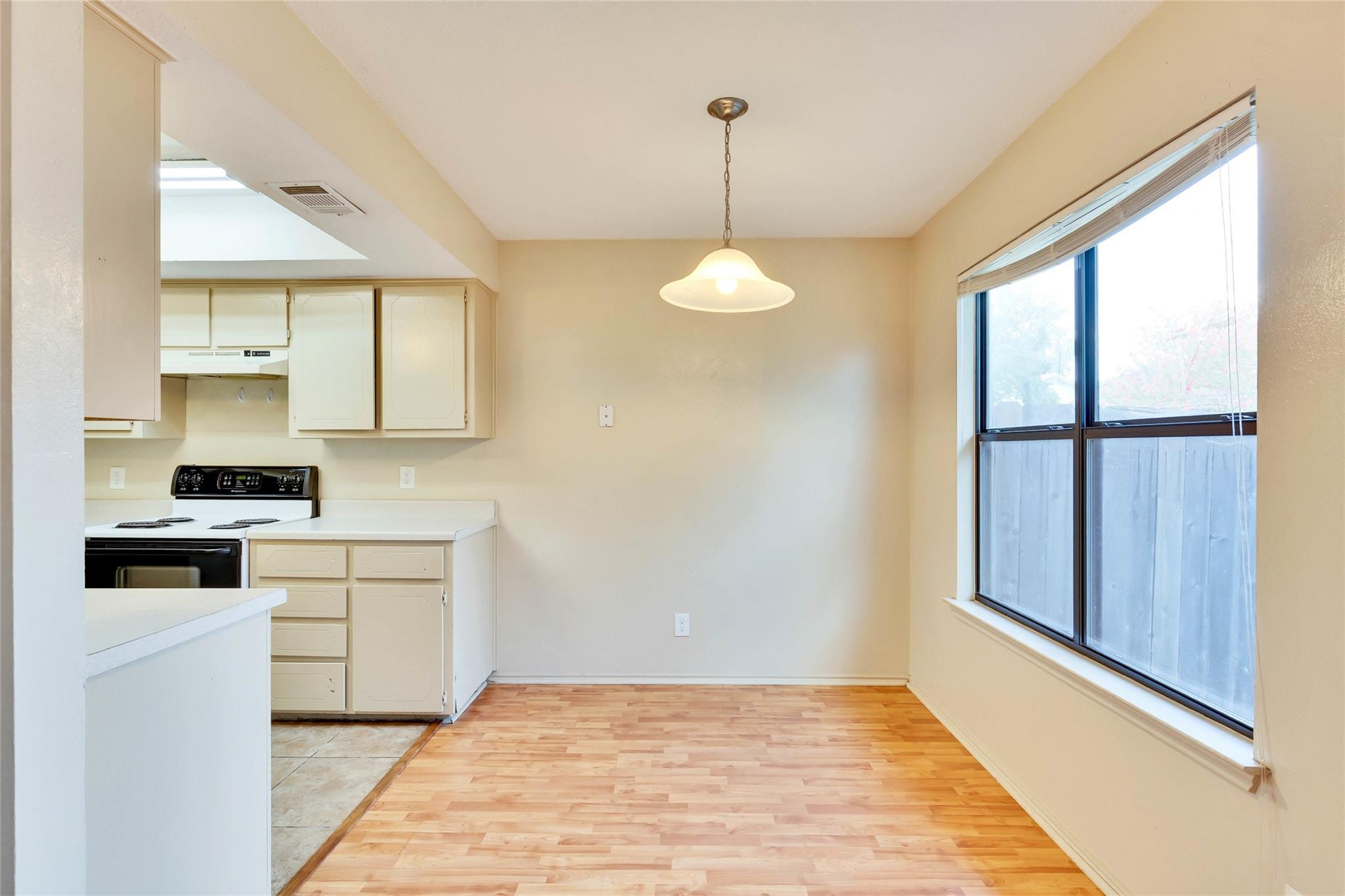 8806 Springmail Cir #a Property Photo 10