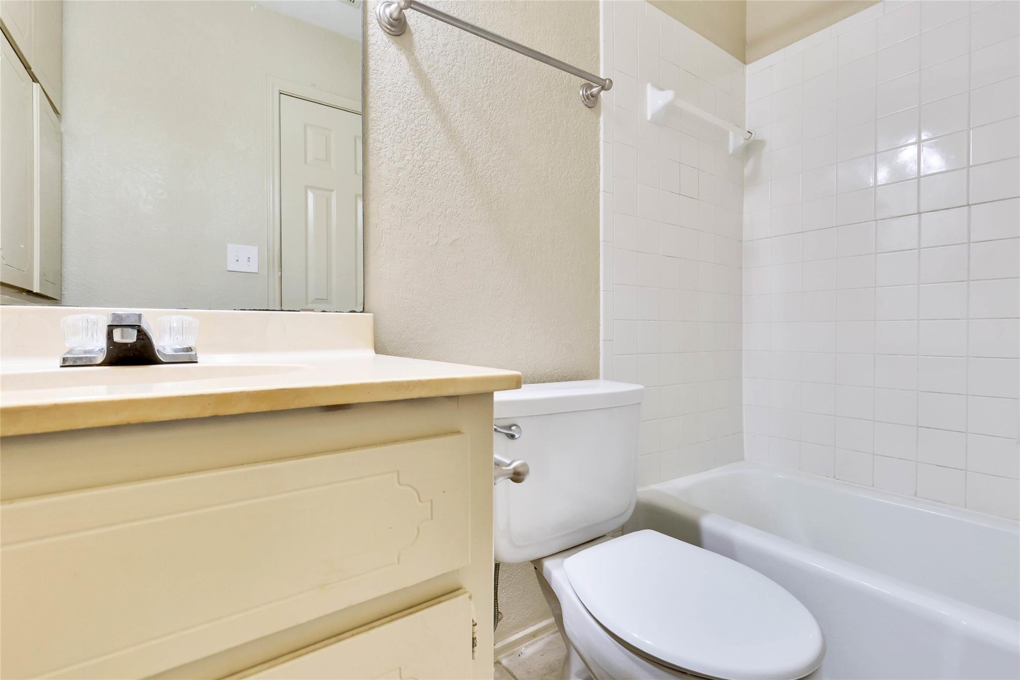 8806 Springmail Cir #a Property Photo 21