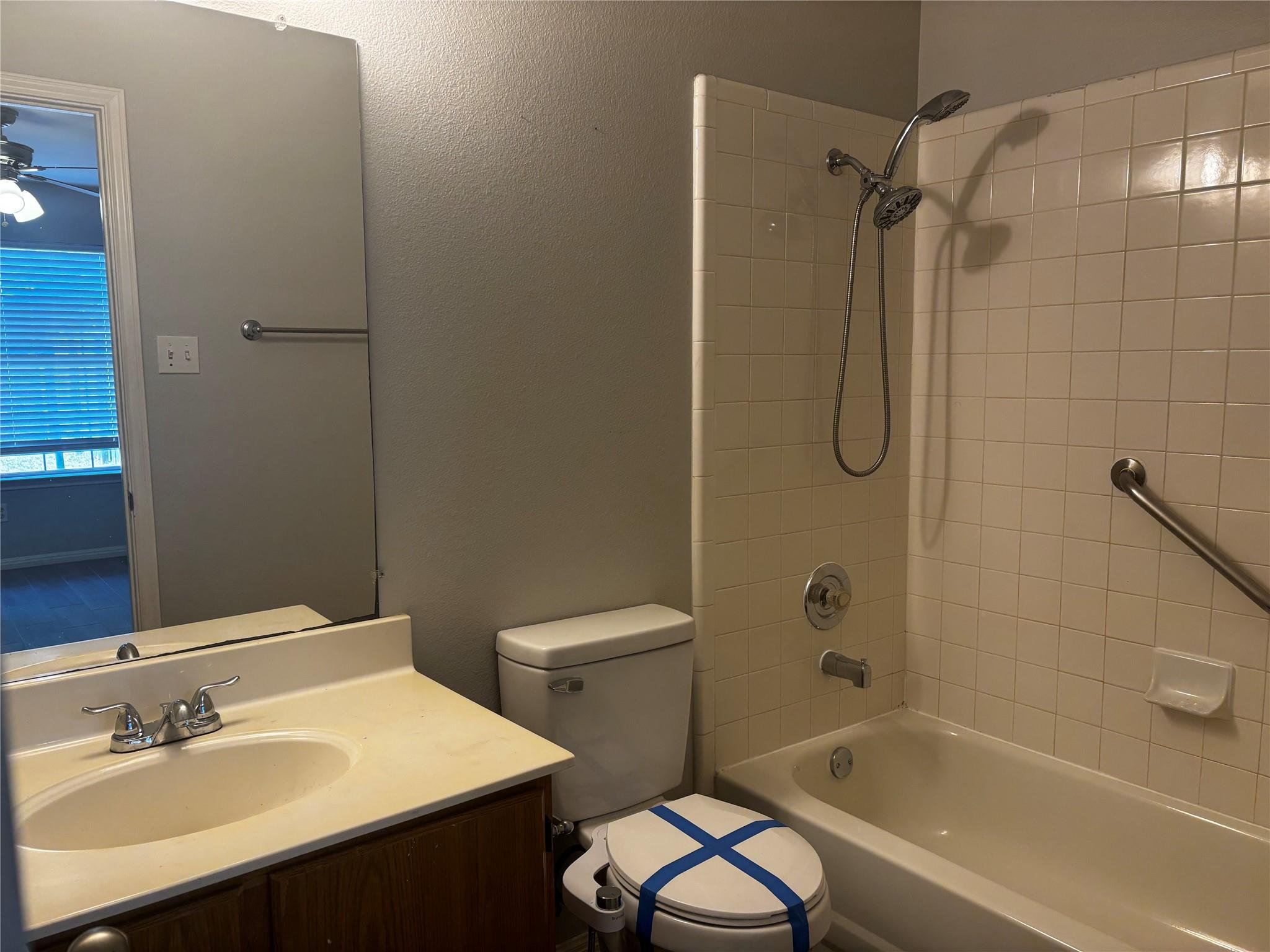 501 Texas Ave Property Photo 17