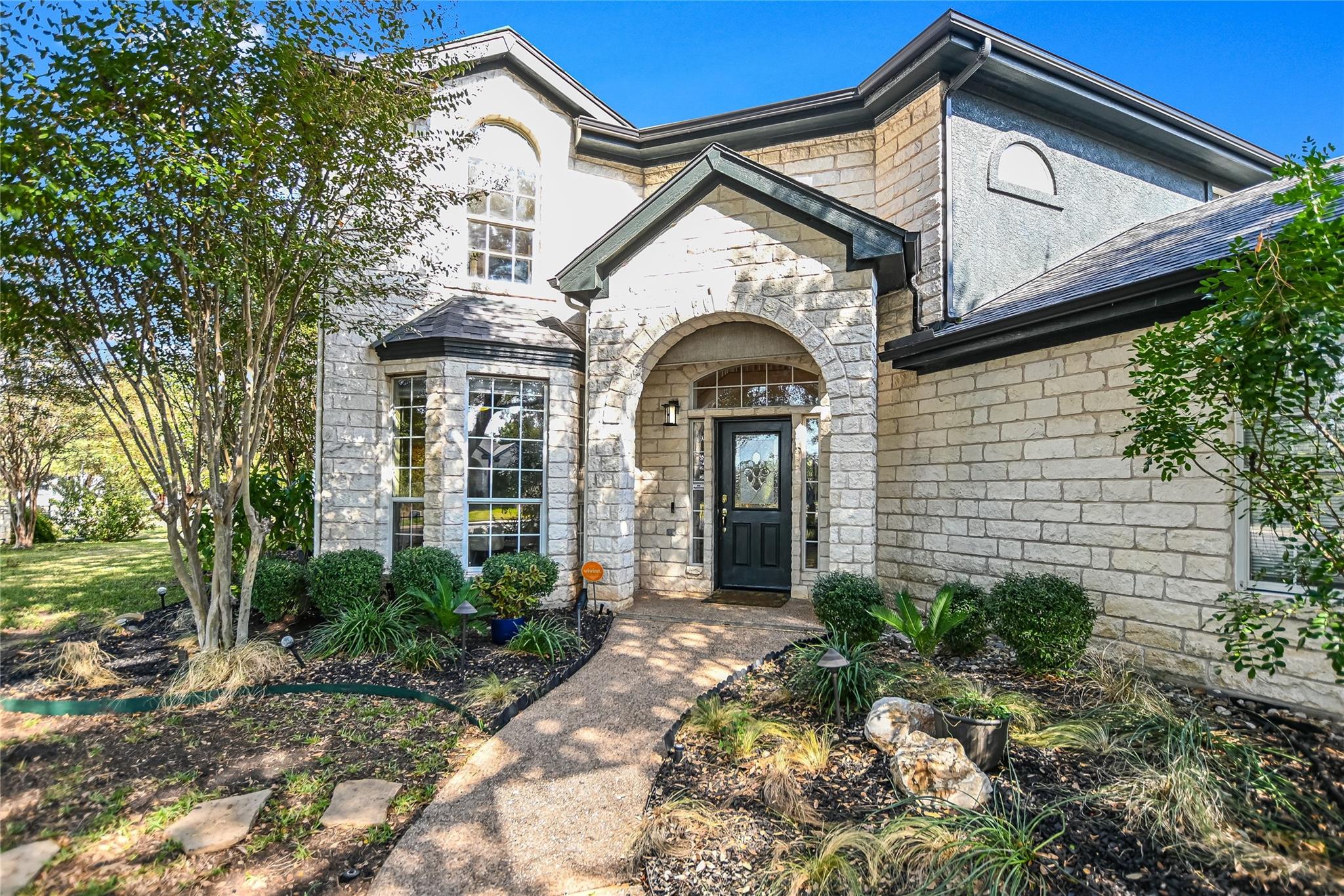 4700 Interlachen Ln Property Photo 16