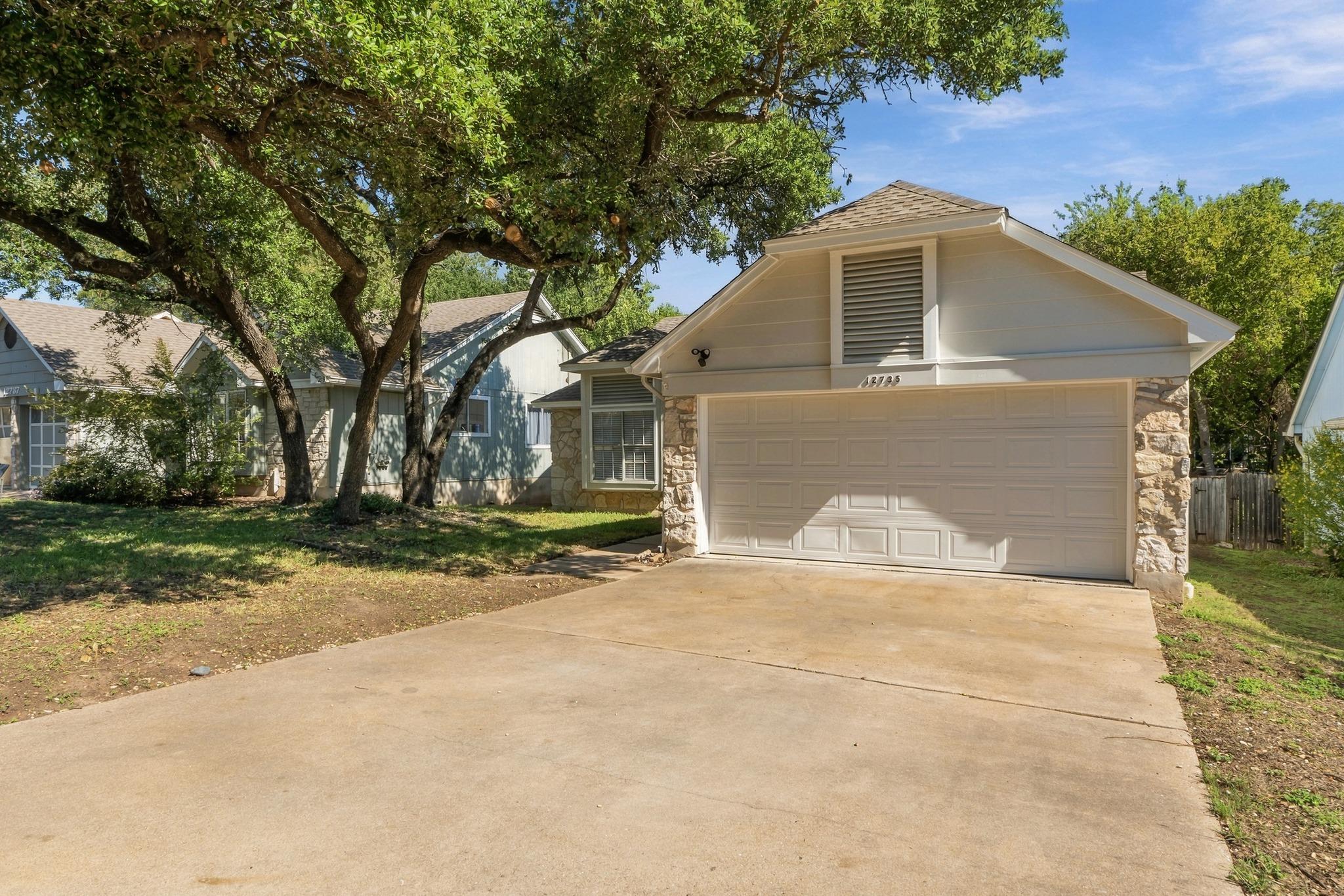 12735 Magnolia Mound Trl Property Photo 2